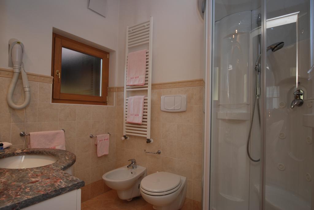 Sport Hotel Sass Maor Predazzo Exterior foto